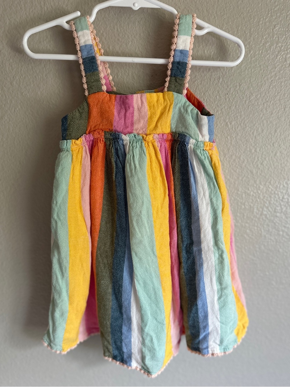 Tahari size 2T babydoll style dress w/rainbow pastel stripes